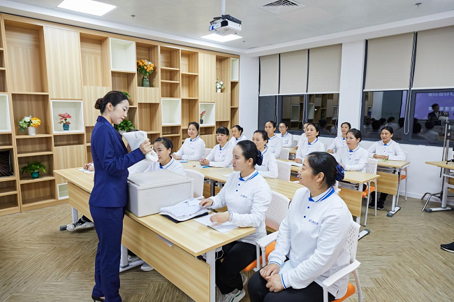 轻喜到家荣获深圳市终身职业技能培训载体认定 积极建立家政职业化标杆(图2)