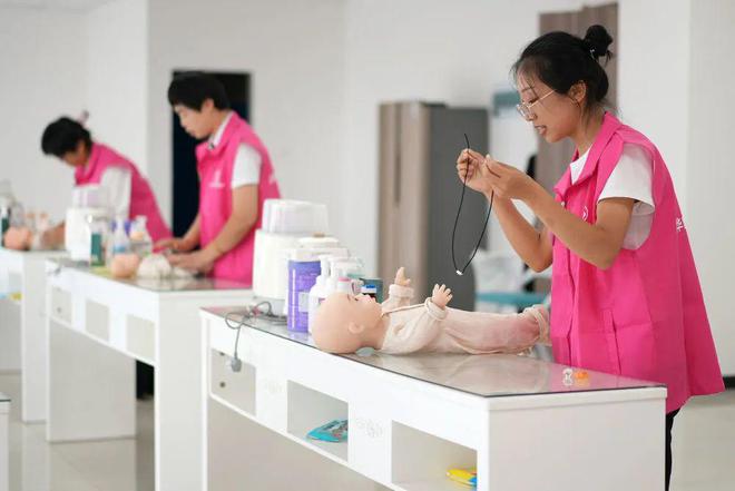 央媒看沧州 河北沧州：提升家政服务技能促就业(图5)