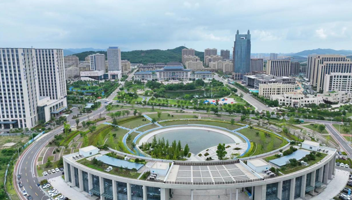 产业发展驶入“快车道”！威海临港区跑出项目建设“加速度”(图3)