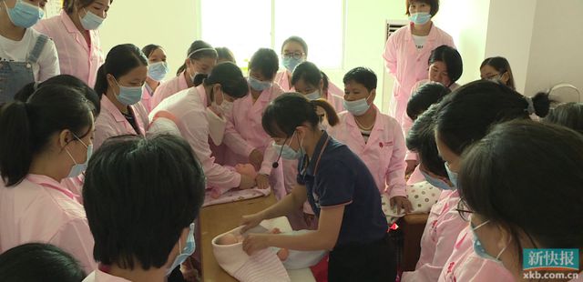 广州市176个“羊城家政”基层服务站为居民提供贴心、顺心、暖心服务(图1)