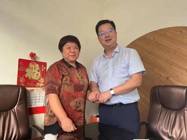 东阳农商银行：贴心“红管家” 情暖千万户(图2)