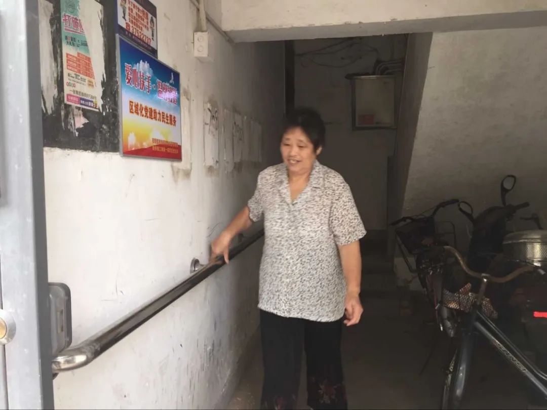 如何“熄灭”社区矛盾“升温”社区服务?答案是……(图7) 如何“熄灭”社区矛盾“升温”社区服务?答案是……(图7)