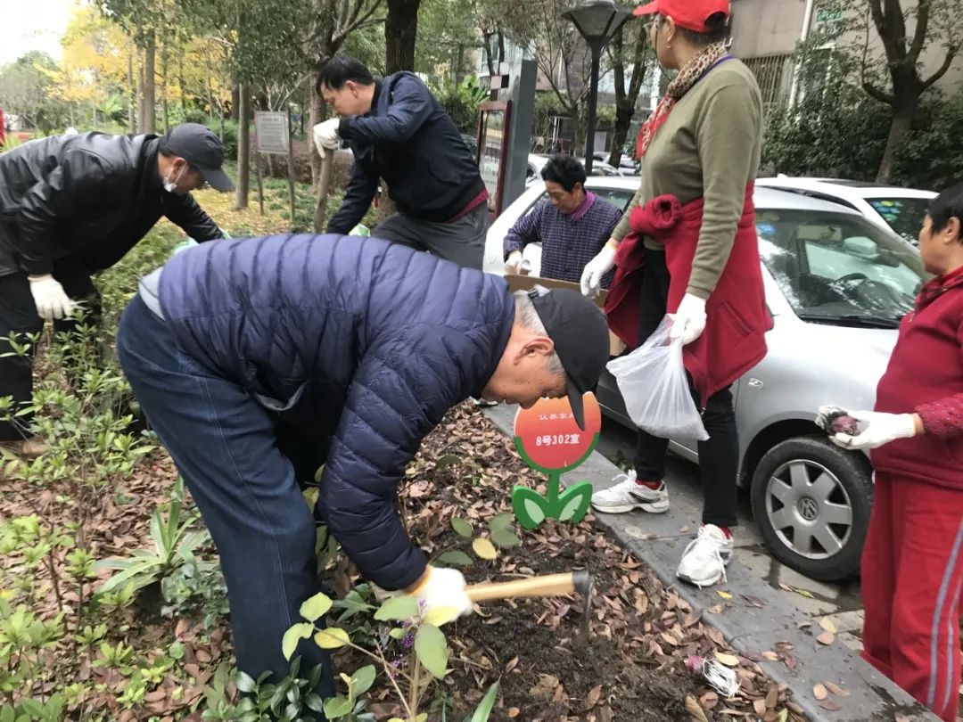 如何“熄灭”社区矛盾“升温”社区服务?答案是……(图12) 如何“熄灭”社区矛盾“升温”社区服务?答案是……(图12)