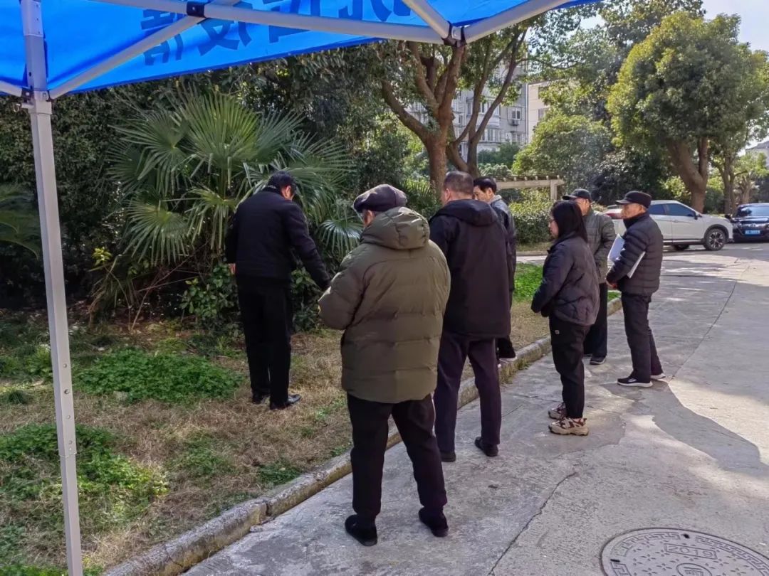 如何“熄灭”社区矛盾“升温”社区服务?答案是……(图15) 如何“熄灭”社区矛盾“升温”社区服务?答案是……(图15)